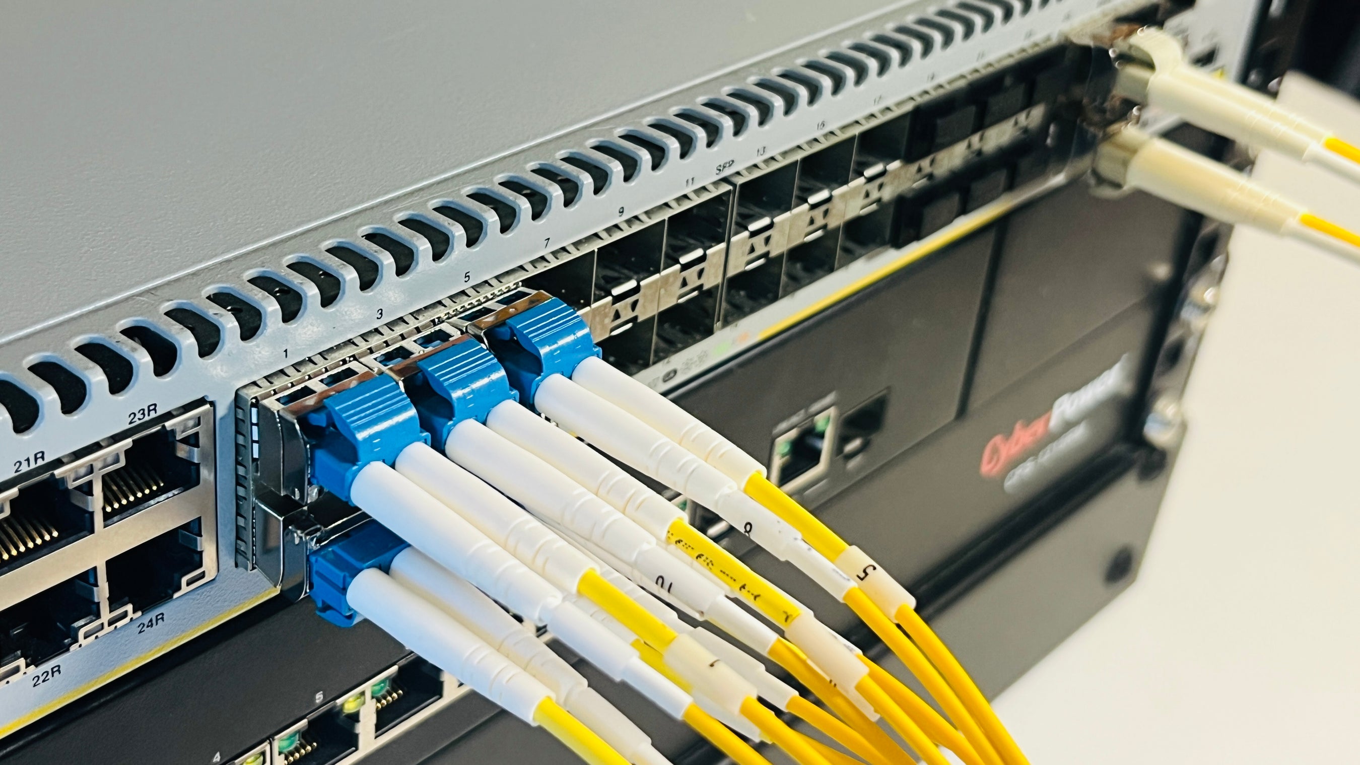 Transceiver Links. System Transceiver USA | Optical Networks and Communication